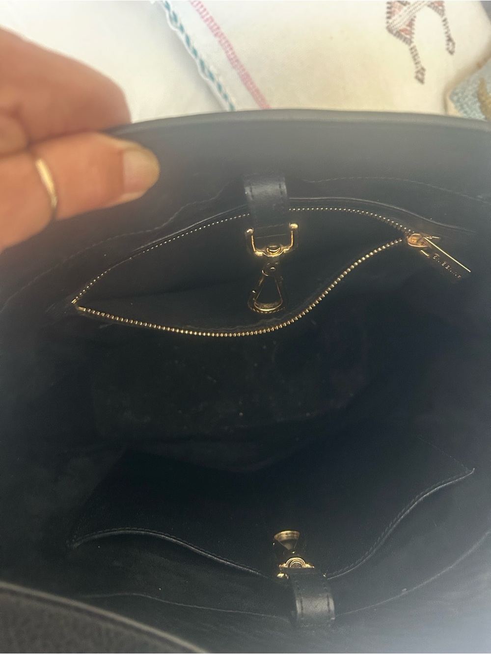Anine Bing Black Leather Bucket Messenger with Gold Logo - Picture 5 of 5